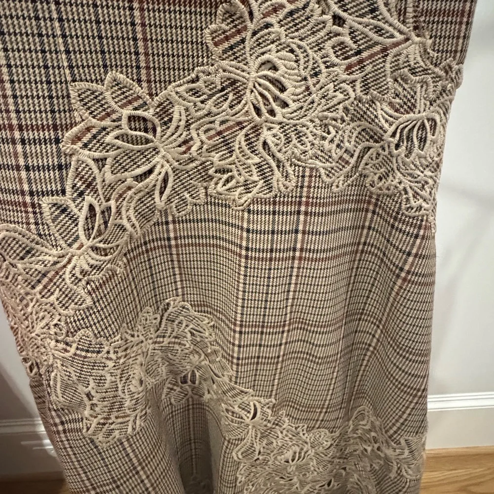 High-Low Plaid Slip Dress with Lace Trim - Brown mare mare size S - Picture 2 of 4